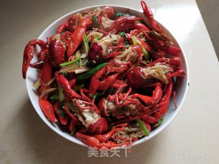 炒小龙虾的做法步骤：9