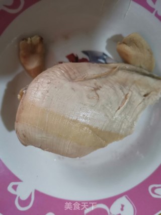 凉拌鸡脯肉的做法步骤：1