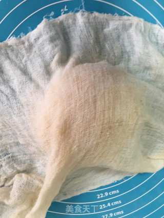 全麦木耳香菇水饺的做法步骤：3