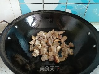肉类一一板鸭烧豆泡的做法步骤：4