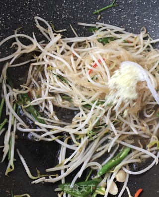 酸辣绿豆芽的做法步骤：11