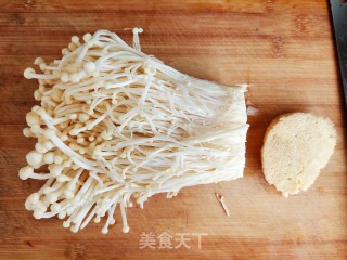 蒜蓉金针菇的做法步骤：1