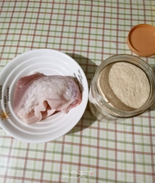 粉蒸肉的做法步骤：1