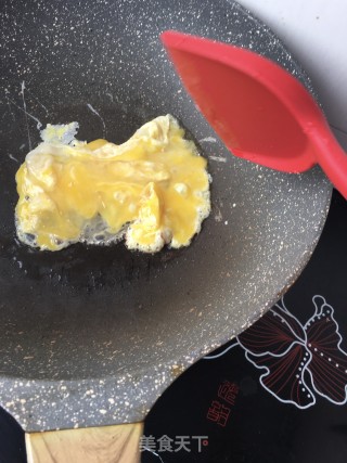 海参包菜炒饭的做法步骤：7