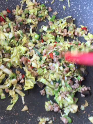 海参包菜炒饭的做法步骤：13
