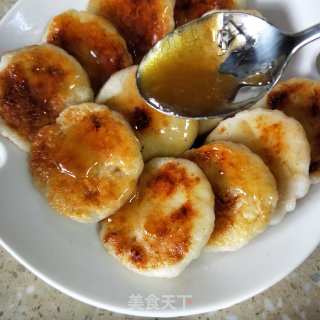 酱汁墨鱼饼的做法步骤：6