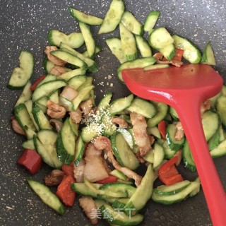 青瓜炒肉片的做法步骤：15