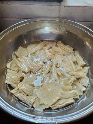 青瓜拌腐竹的做法步骤：5
