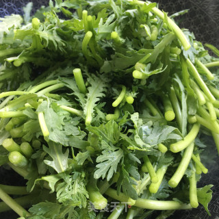 爆炒茼蒿的做法步骤：6