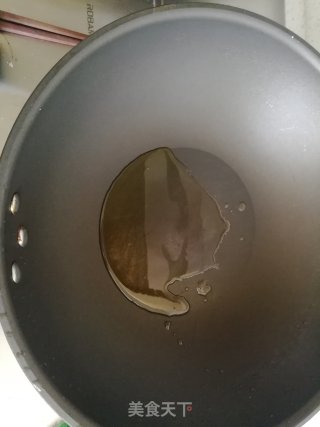 酸豇豆炒蚕豆的做法步骤：2