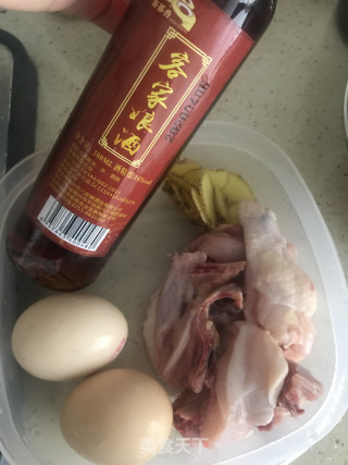 黄酒炒鸡汤的做法步骤：1