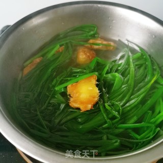 鸡肉丸子的做法步骤：1