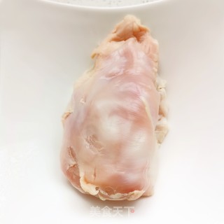 鸡肉丸子的做法步骤：2