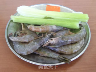香辣虾的做法步骤：1
