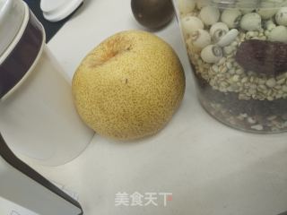 甜梨汤的做法步骤：1