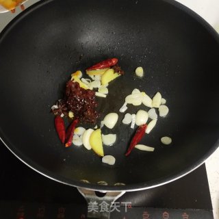 土豆炖牛腩的做法步骤：4