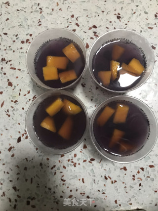 多彩蓝莓果冻的做法步骤：11
