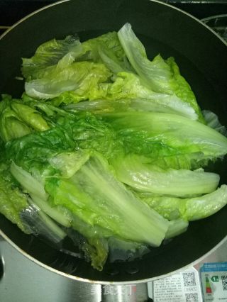 蚝油罗马生菜的做法步骤：2