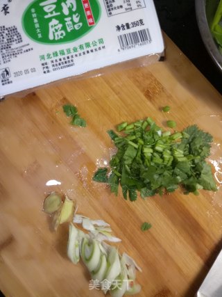 快速豆腐脑的做法步骤：1