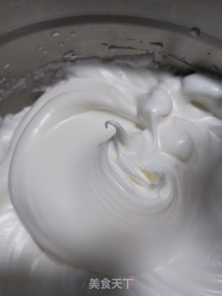 摩卡咸奶油蛋糕卷的做法步骤：4