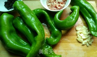 豉香肉末爆椒的做法步骤：1