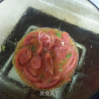 番茄鸡蛋热汤面的做法步骤：2