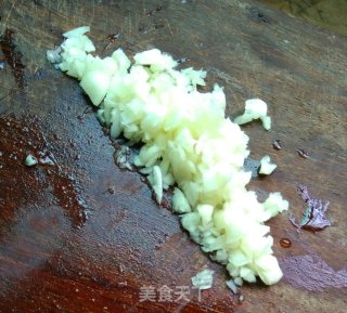 猪油空心菜叶炒面的做法步骤：2