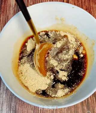酸辣豆腐汤的做法步骤：2