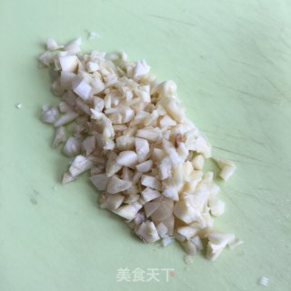 蒜蓉拌苋菜的做法步骤：2
