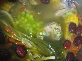 豌豆鲜鸡汤的做法步骤：5