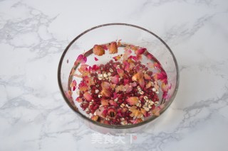 红豆薏米豆浆的做法步骤：2