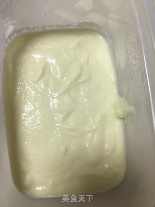 海盐芝士酱肉松卷的做法步骤：3