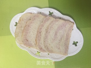 双色鸡蛋肉松吐司的做法步骤：1