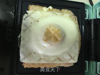 双色鸡蛋肉松吐司的做法步骤：4