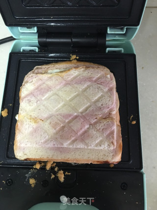 双色鸡蛋肉松吐司的做法步骤：7