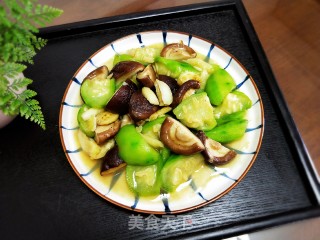 丝瓜炒蘑菇的做法步骤：7