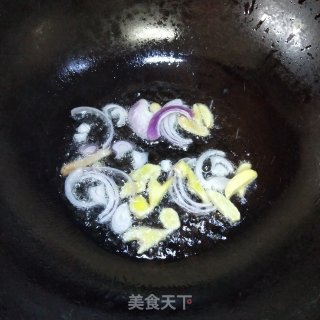 排骨焖笋干的做法步骤：4