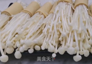 金针菇豆皮卷的做法步骤：3