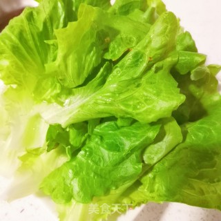 炝炒生菜的做法步骤：1