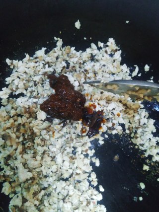 鸡胸肉香菇包子的做法步骤：5