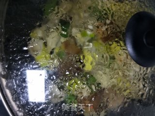 竹笋烧腊肉的做法步骤：6