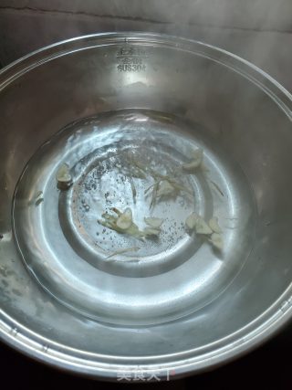 青口韭菜汤的做法步骤：7