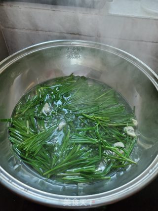 青口韭菜汤的做法步骤：8