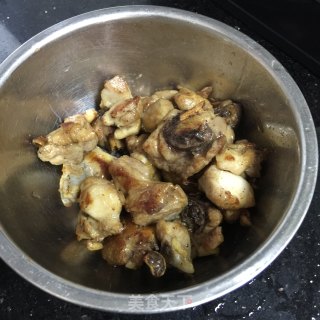 鸡肉烧茄子的做法步骤：6