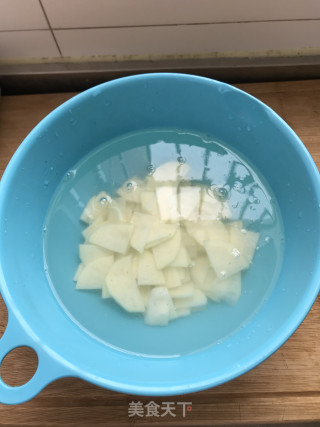 平菇土豆片的做法步骤：4