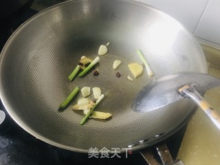 腊鸭腿焖萝卜的做法步骤：5