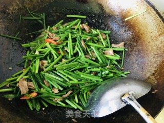 韭菜苔炒肉丝的做法步骤：6