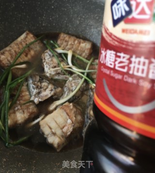 糖醋带鱼的做法步骤：17