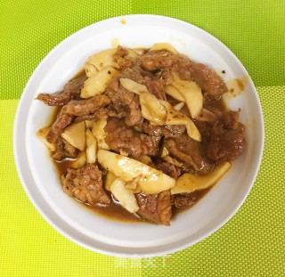 杏鲍菇炒牛仔骨的做法步骤：7