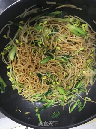 豆芽菜秧炒面的做法步骤：7